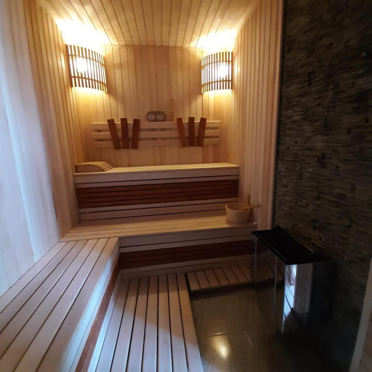Viva Hotel Gabala With Outdoor Pool ,Sauna And Waterfall גאלבה מראה חיצוני תמונה